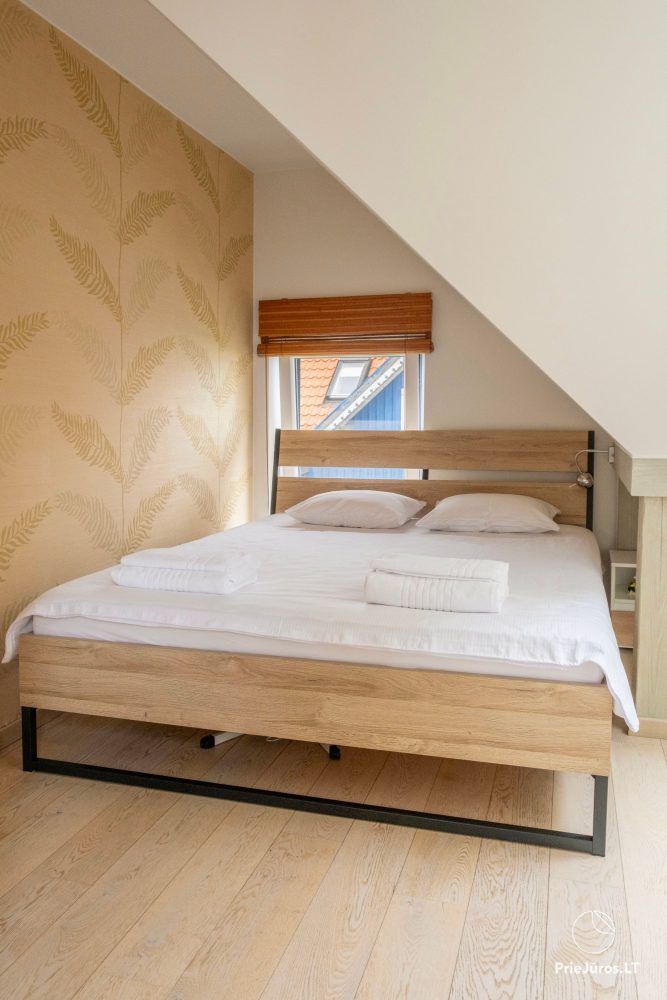Dwupiętrowe apartamenty z tarasami na brzegu zalewu