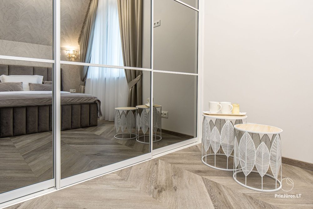 Sea Life home – Kunigiškiai – stylowy domek z dwiema sypialniami, basen w ogrodzie