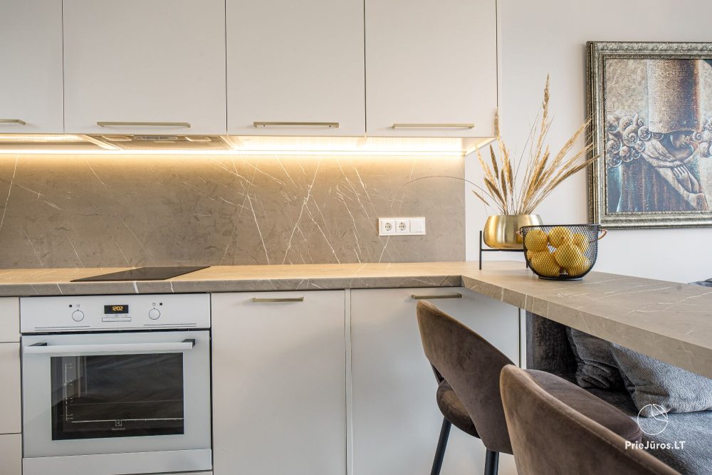 Sea Life home – Kunigiškiai – stylowy domek z dwiema sypialniami, basen w ogrodzie