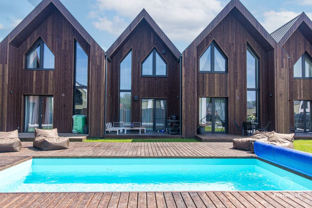 Sea Life home – Kunigiškiai – stylowy domek z dwiema sypialniami, basen w ogrodzie