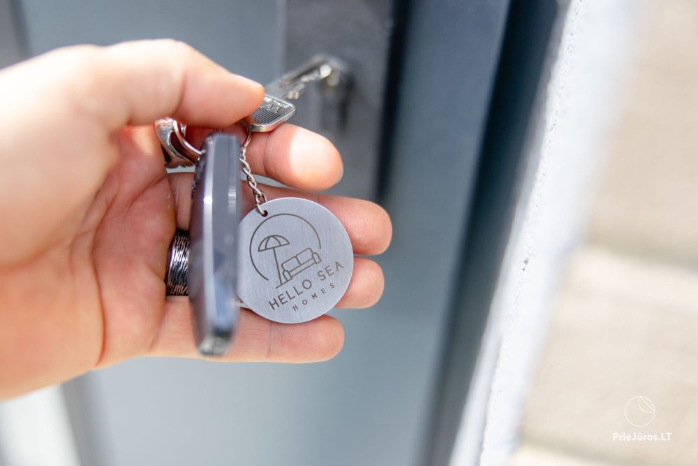 Lyrika home - w Monciškės - przestronny dom szeregowy z 2 sypialniami i tarasem dla czterech osób, w nowej dzielnicy J7 Beržas z basenami, saunami i grillem