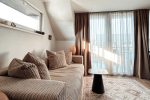 Dwupiętrowy apartament z podgrzewanym basenem zewnętrznym - 2