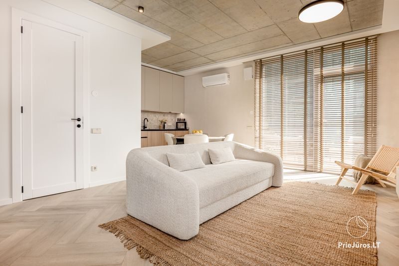 Apartamenty „Alaïa” w Kunigiškiai z podgrzewanym basenem i jacuzzi