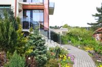 6 łóżek domek i dwupokojowy apartament z tarasem w Nidzie