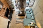 Trzypokojowe mieszkanie w stylu loft, na 2 piętrach. - 6