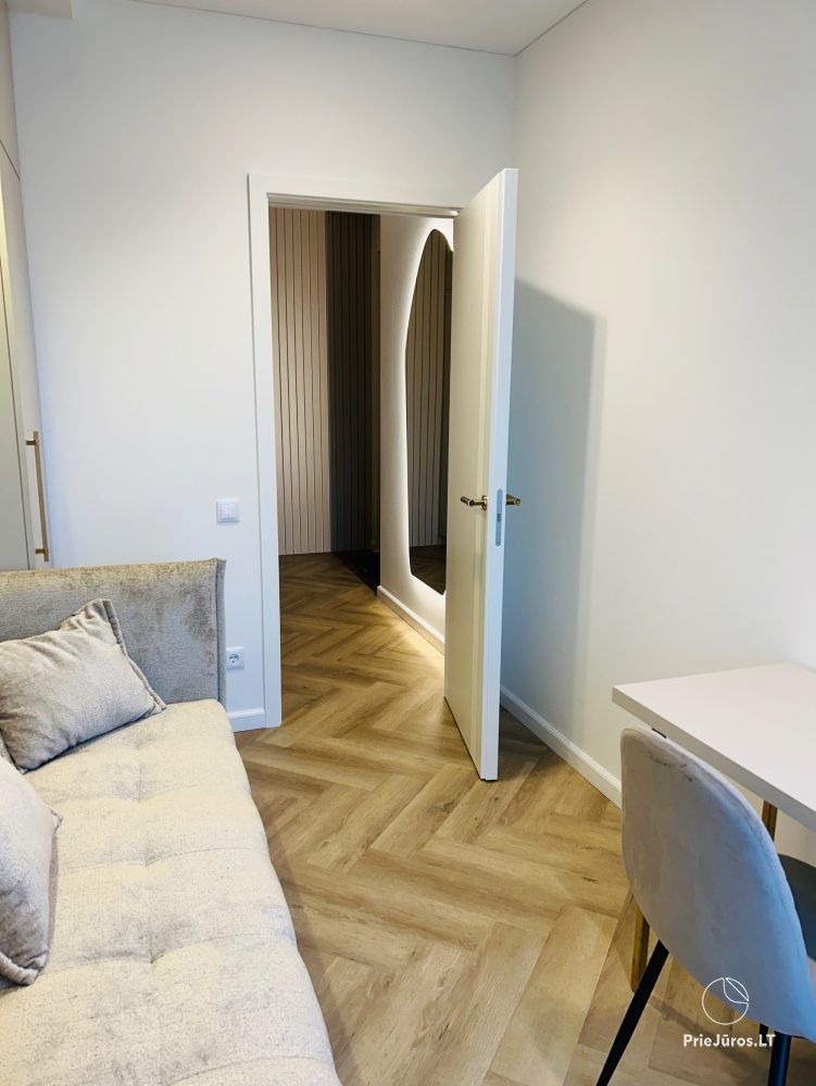 Apartamenty parkowe w centrum Kłajpedy. Nowe, przytulne mieszkanie 3-pokojowe z widokiem na jezioro, blisko Starego Miasta.
