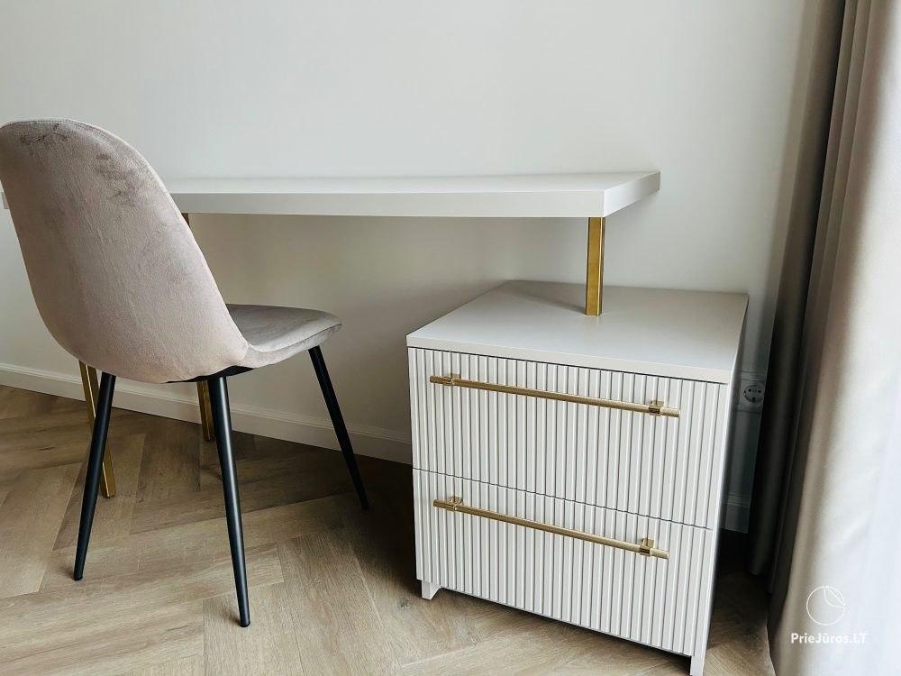 Apartamenty parkowe w centrum Kłajpedy. Nowe, przytulne mieszkanie 3-pokojowe z widokiem na jezioro, blisko Starego Miasta.