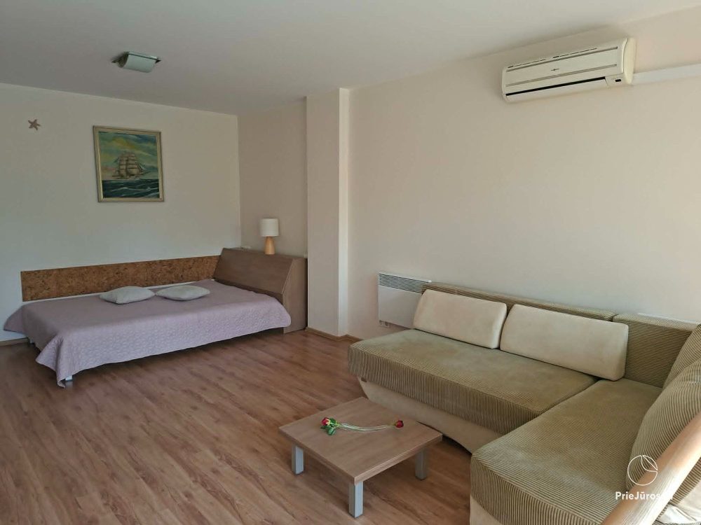 Dwupoziomowe apartamenty w centrum Juodkrantė