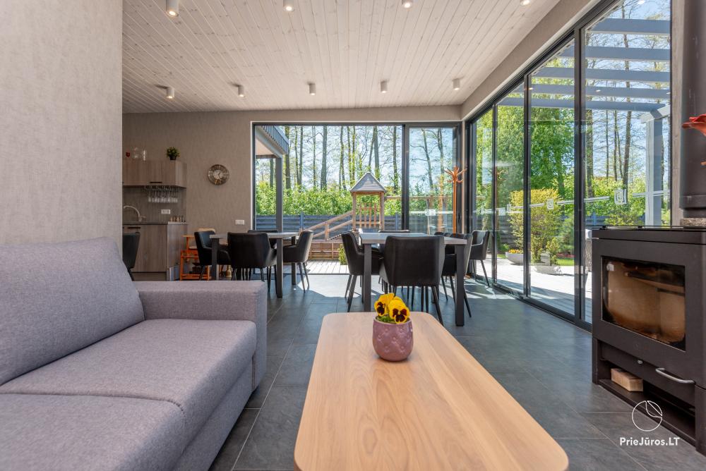 Apartamenty, pokoje – Willa VITALIJA w Poladze z basenem z podgrzewaną wodą