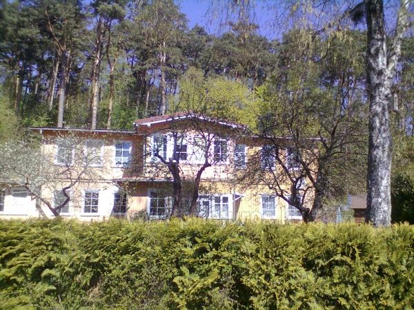 Dwa i trzy pokojowe mieszkania w Juodkrantė. Istnieje altany, meble ogrodowe, miejsca na grilla na podwórku. - 1