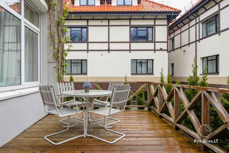 1 i 2 pokojowe apartamenty w Nidzie. Parter, 500 metrów do morza