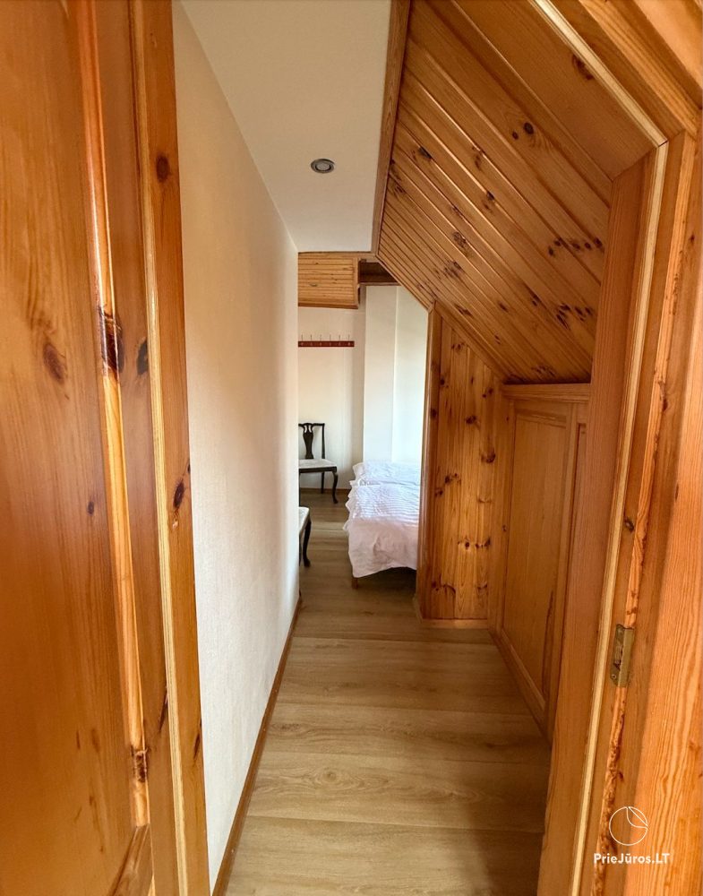 Apartament 4 pokojowy na 2 piętrach z widokiem na lagunę i zacienionym dziedzińcem