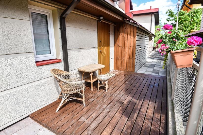 Apartament typu studio z osobnym wejściem w Połądze, w pobliżu parku botanicznego - 1