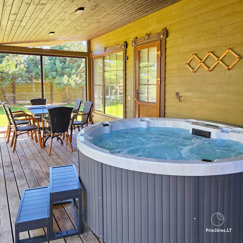 Dom Jacuzzi do wynajęcia w Połądze dla 4+2 osób „Baure”