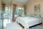 Domek (apartament dla 4-6 osób) z przestronnym dziedzińcem, tarasem w Połądze, przy ulicy Vanagupes.