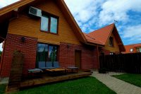Villa Vetrune - miejsce na wspaniały odpoczynek. Podwórze, taras z meblami ogrodowymi, spokojne miejsce
