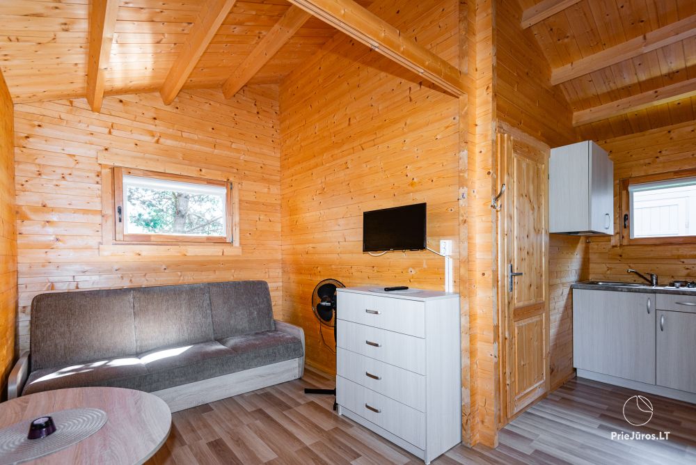 Domki letniskowe i apartamenty do wynajęcia w pobliżu morza w Sventoji