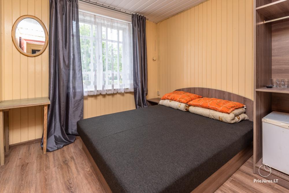 Pokoje do wynajęcia nek w Połądze, тylko od 10 EUR za osobę.