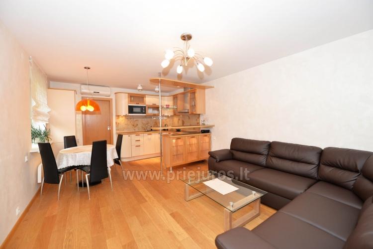 Apartament z osobnym wejściem i tarasem do wynajęcia - 1