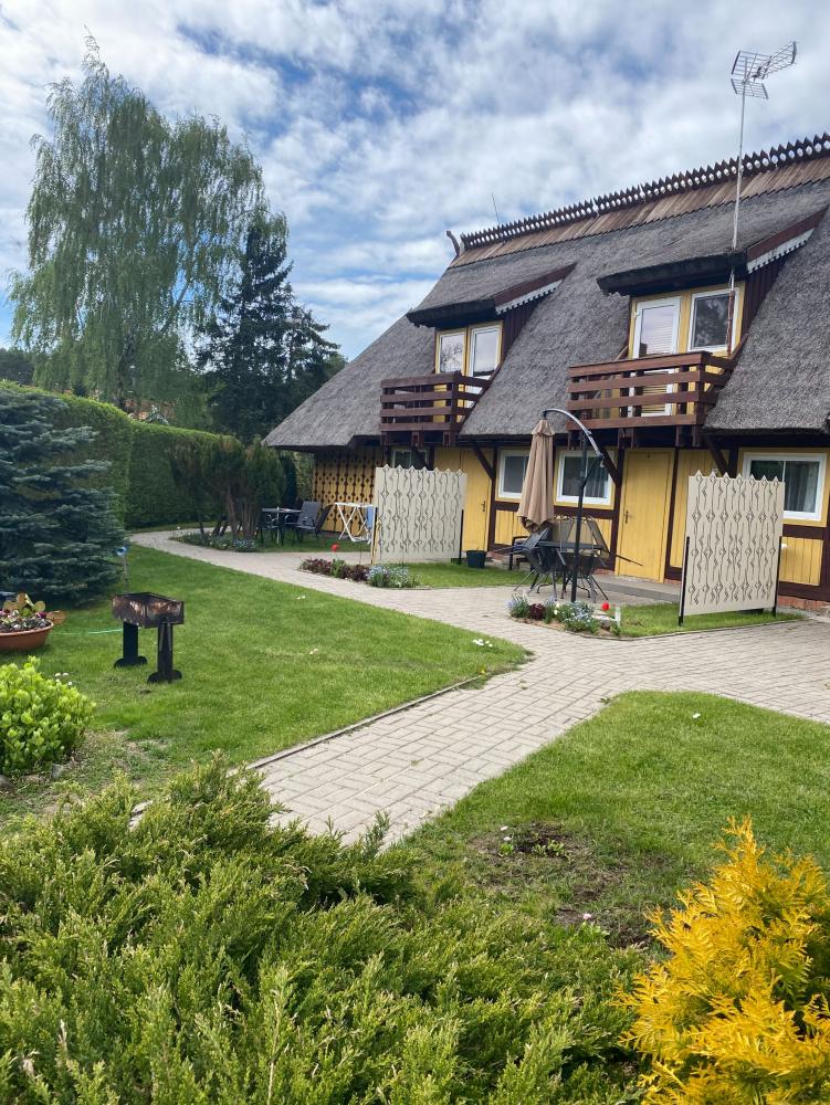 Dom wakacyjny DAINAVA w Pervalce. Mieszkania i pokoje do wynajęcia