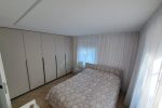 Do wynajęcia stylowy apartament z prywatnym podwórkiem i przytulnym domem z widokiem na lagunę w Preila - 4