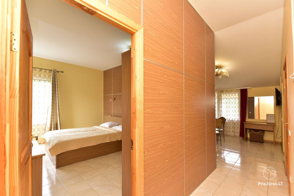 IEVŲ VILA – komfortowe apartamenty i pokoje, szerokie ogrodowe, basen z podgrzewaną wodą