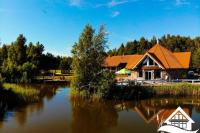 Pensjonat "PAMARIO BURĖ" w pobliżu Zalewu Kurońskiego z restauracją, sauną. Kemping.