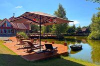Pensjonat "PAMARIO BURĖ" w pobliżu Zalewu Kurońskiego z restauracją, sauną. Kemping.
