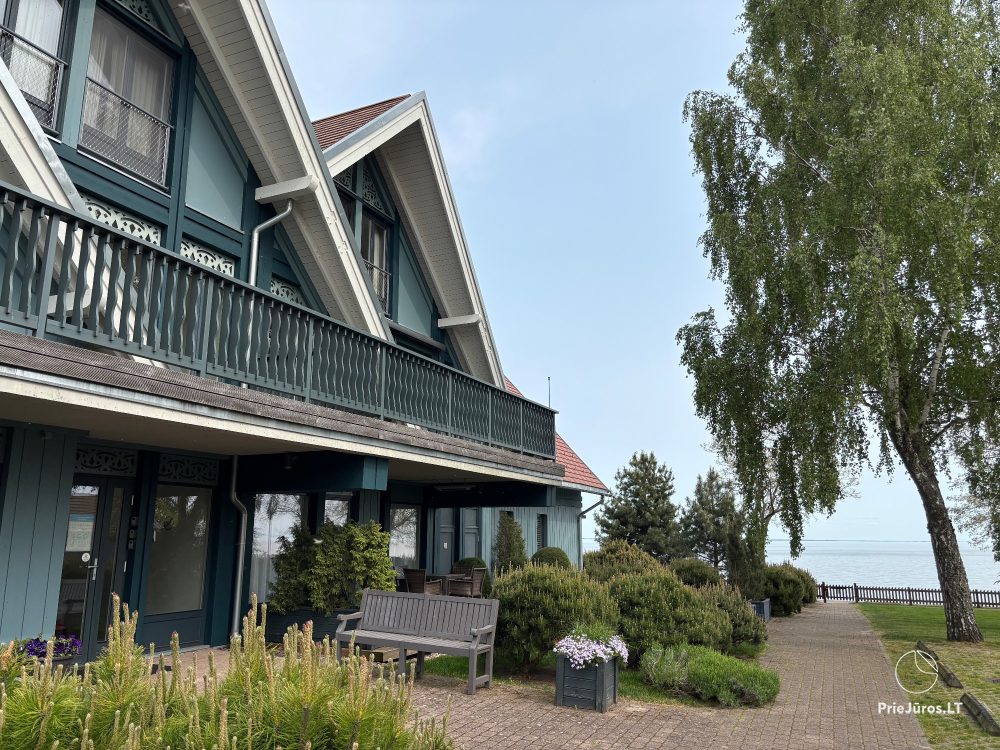 Apartament w Preila na brzegu Mierzei Kurońskiej, balkon z widokiem na lagunę