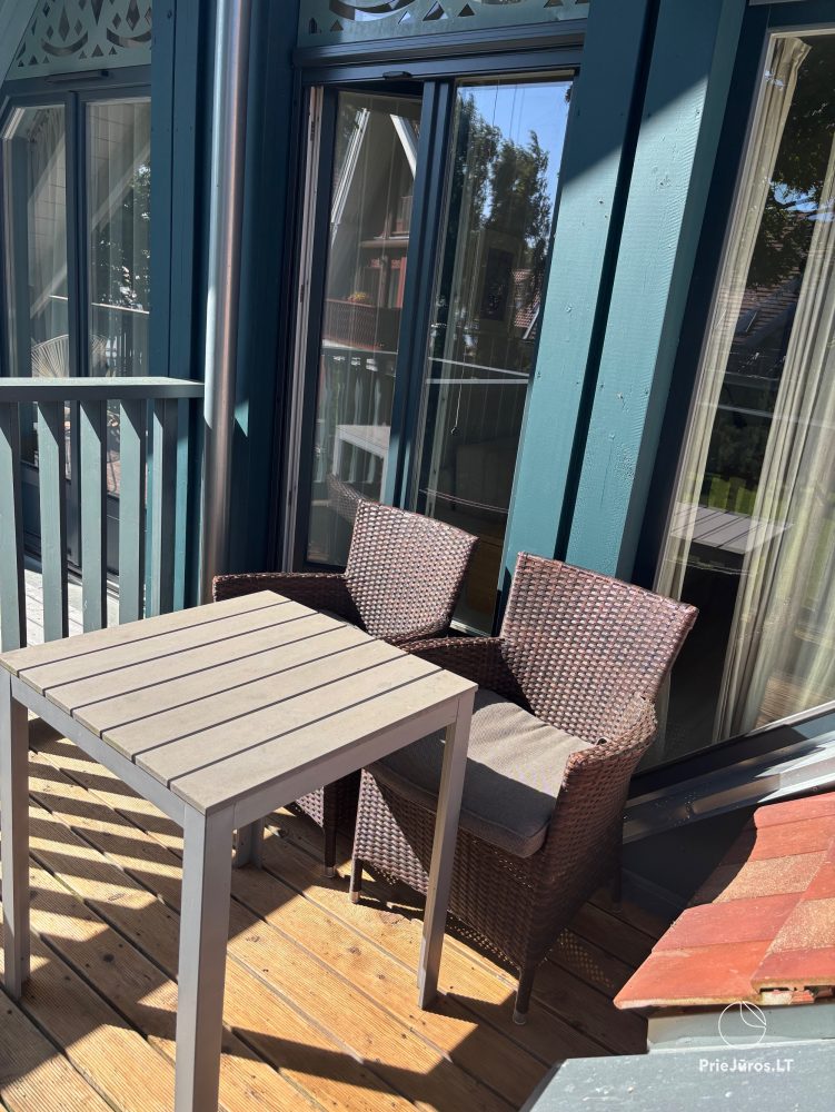 Apartament w Preila na brzegu Mierzei Kurońskiej, balkon z widokiem na lagunę