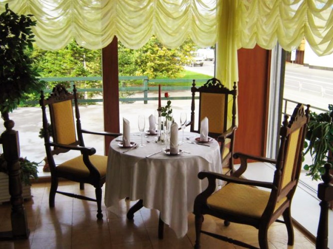 Restauracja, sala konferencyjna w hotelu ASTRA w starym miescie Klajpedy - 1