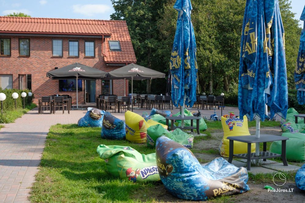 Rodzinny bar restauracyjny „La Siesta” w Karklė, 69 m od morza!