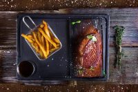 Restauracja w Nidzie "MEAT SteakHouse", w hotelu "Jelita"