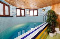 Sauna, jacuzzi i Kąpielisko w "Po Kastonu" ***