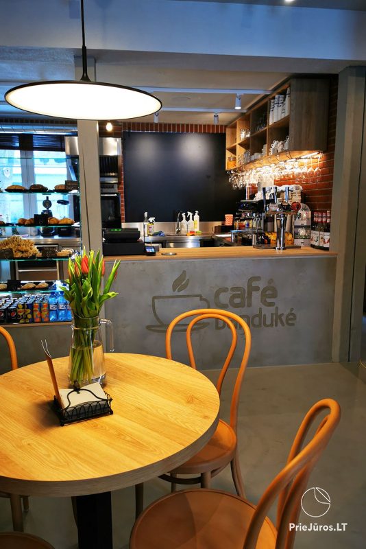 Cafe w Poladze Banduke