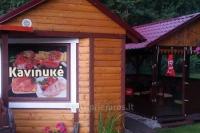 Letnia kawiarnia w gospodarstwie Šturmų w Vencie