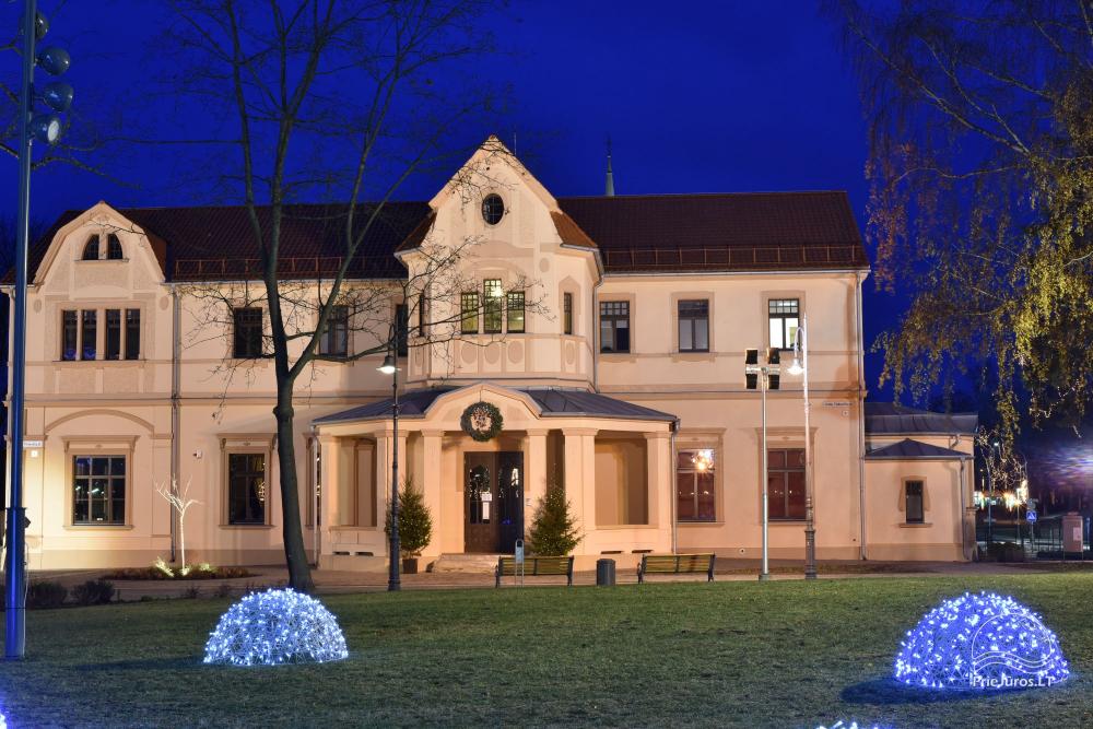 Centrum Kultury i Młodzieży w Połądze (Palanga Kurhaus) - 1