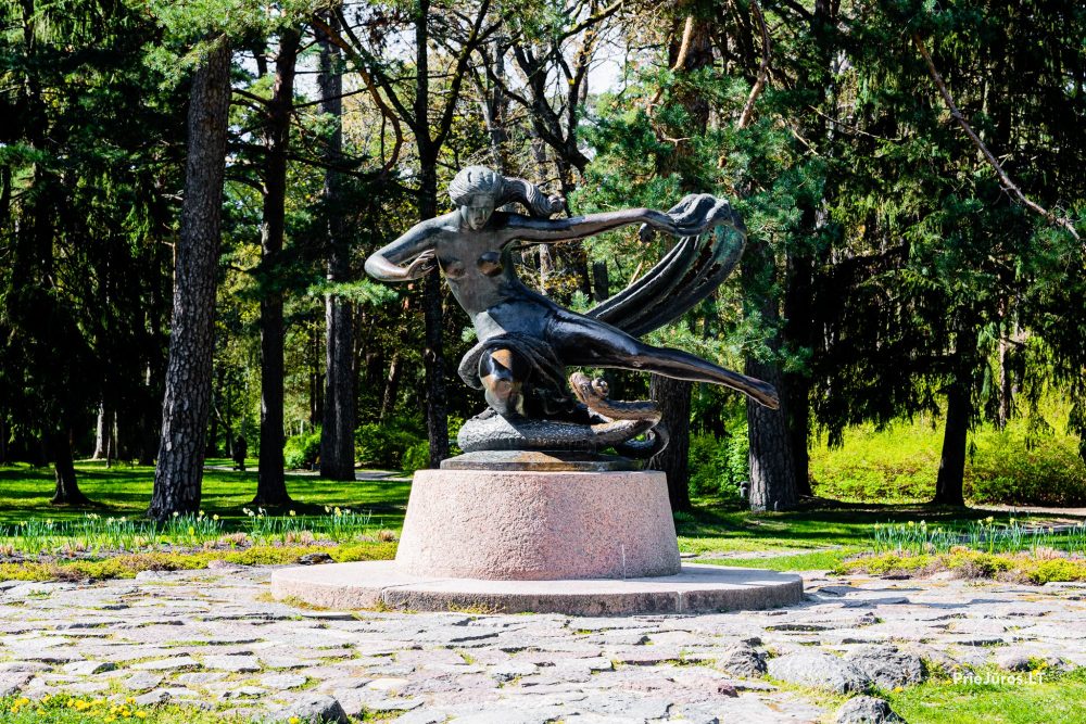 Park botaniczny w Połądze