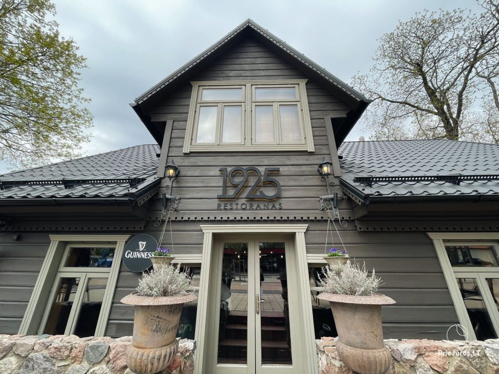 Restauracja w Połądze „Baras 1925”