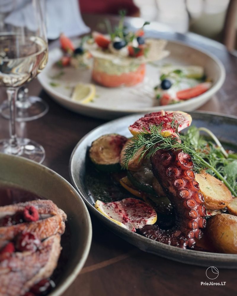 Restauracja w Połądze „Baras 1925”