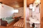 Brown holiday house, 2 rooms, all amenities. Topolių 5, Šventoji