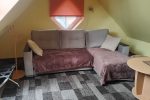 Inne mieszkanie na trzecim piętrze: 1 pokój, mini kuchnia, prysznic, WC. - 4