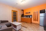 Dwupokojowy apartament z aneksem kuchennym (2+2+1) na pierwszym piętrze z osobnym wejściem od podwórza - 4