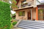 Dwupokojowy apartament z aneksem kuchennym (2+2+1) na pierwszym piętrze z osobnym wejściem od podwórza - 1