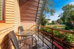 Pokój dwuosobowy z dodatkowym łóżkiem, kuchnia, balkon na drugim piętrze - 1