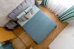 Nr. 1 Apartamenty Mēta - z przestronnym dziedzińcem na pierwszym piętrze