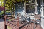 Apartament z osobnym wejściem od strony podwórza