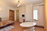 Nr 204 Apartament dwupokojowy (2 + 2) na II piętrze z kuchnią, prysznicem i WC - 3