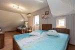 1 quadruple room with shared amenities on the second floor - 2