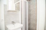 Apartamenty dwupoziomowe. Poza sezonem – od 109 do 115 Eur / noc. W sezonie – od 127 do 132 Eur / noc. - 4